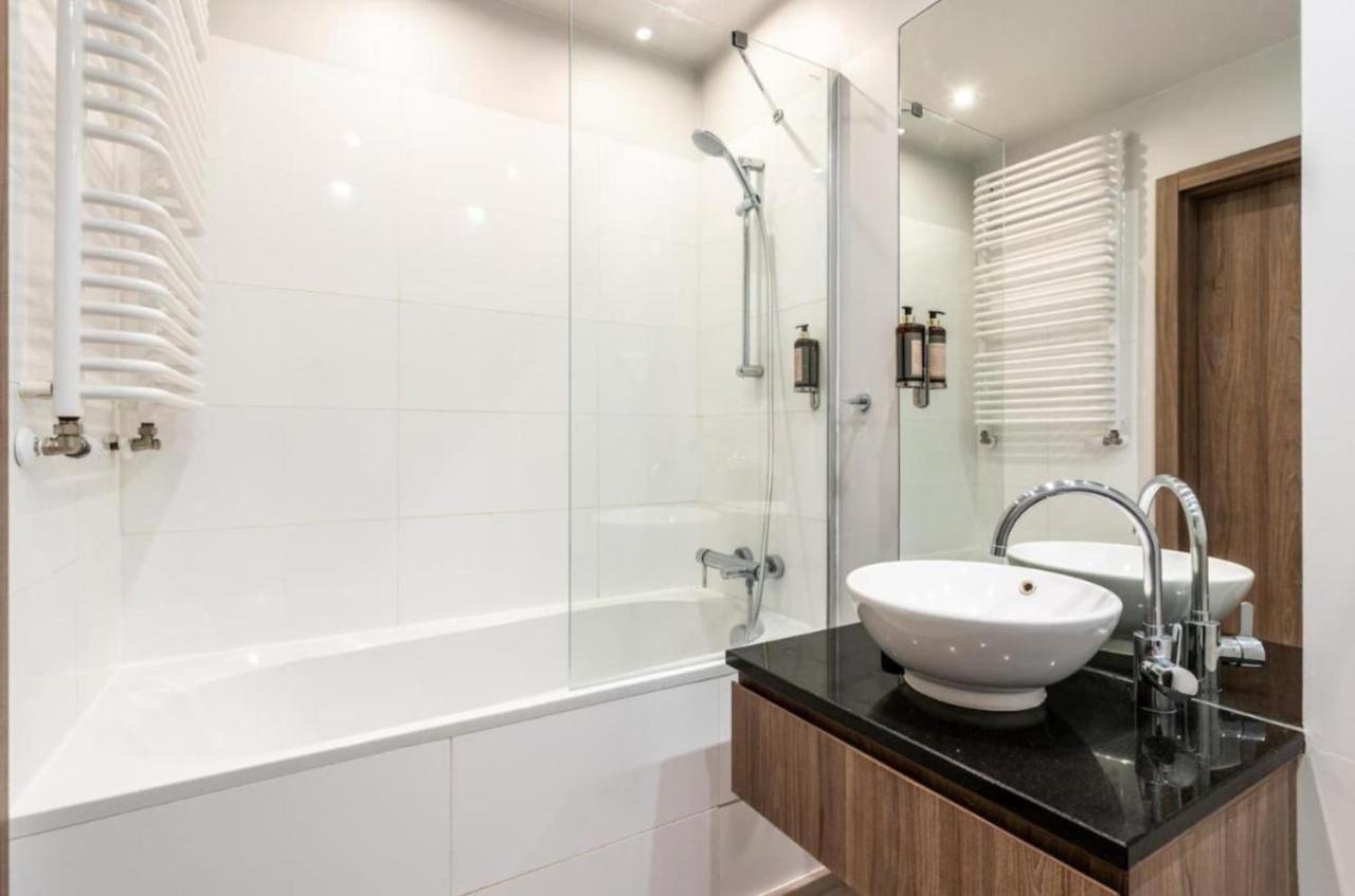 Golden Apartments Warsaw - Browary Warszawskie - Luxury & Cozy Apartments - Oxygen Residence- Wronia Ngoại thất bức ảnh